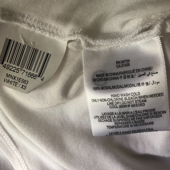 BCBGMaxAzria White Cotton Top with Stretch - Picture 7 of 10